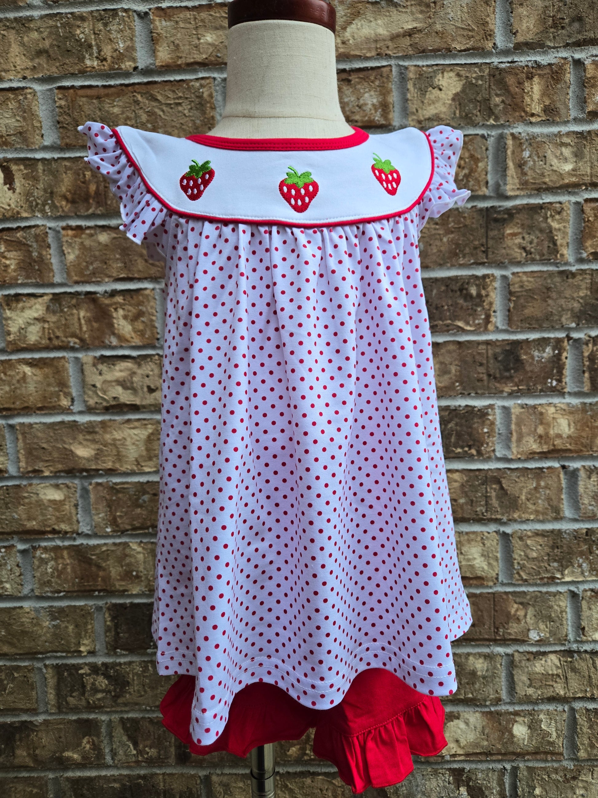 Strawberry Embroidery Girls Short Set - ETA January BOYIS