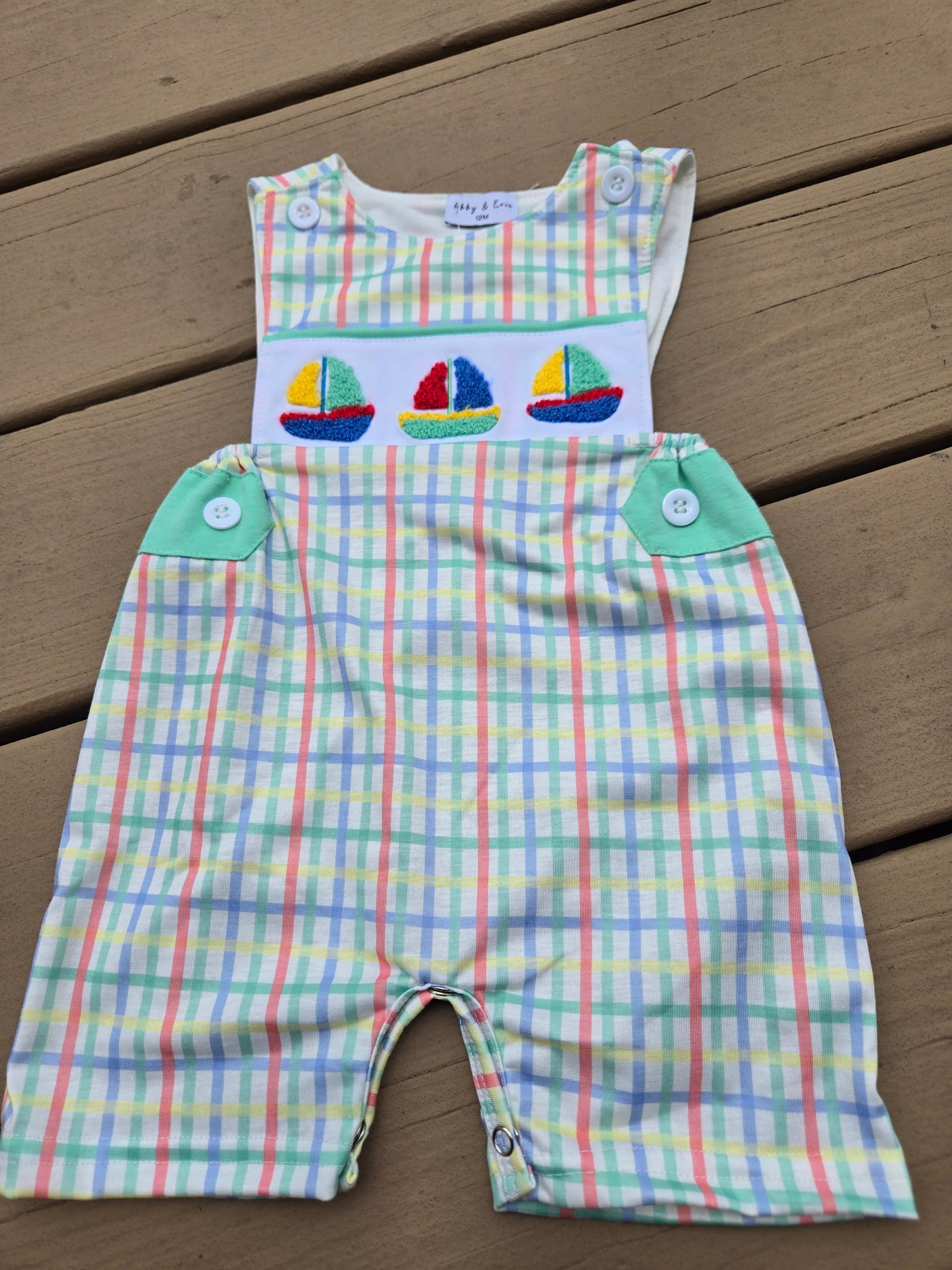 Green Sailboat French Knot Boy Jonjon Honeydew