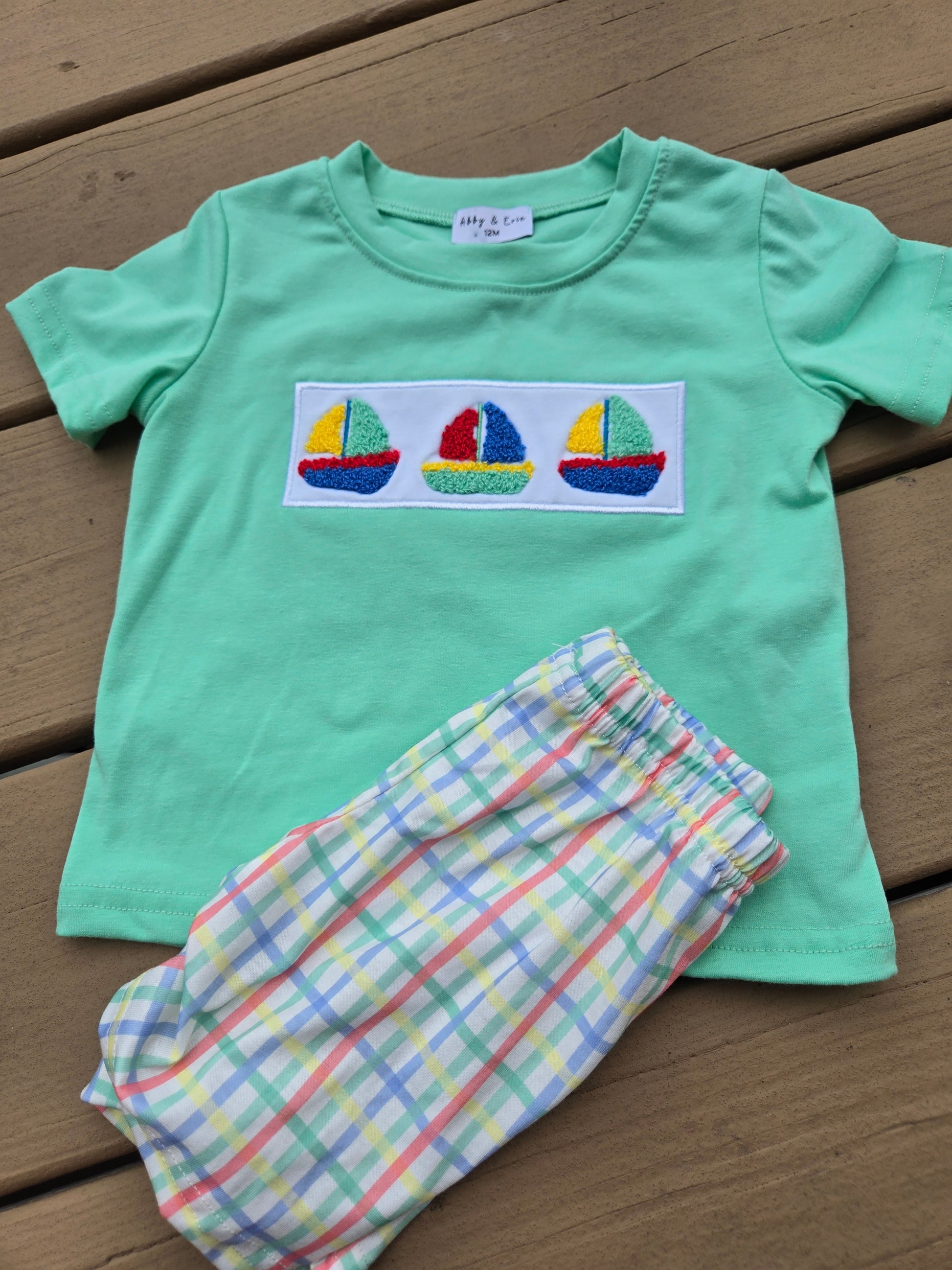 Green Sailboat French Knot 2 Pc Boy Set Honeydew