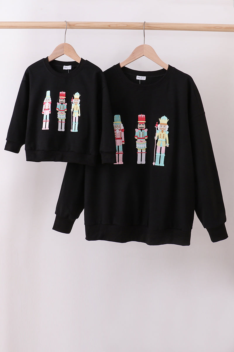 Black nutcracker sweater Honeydew