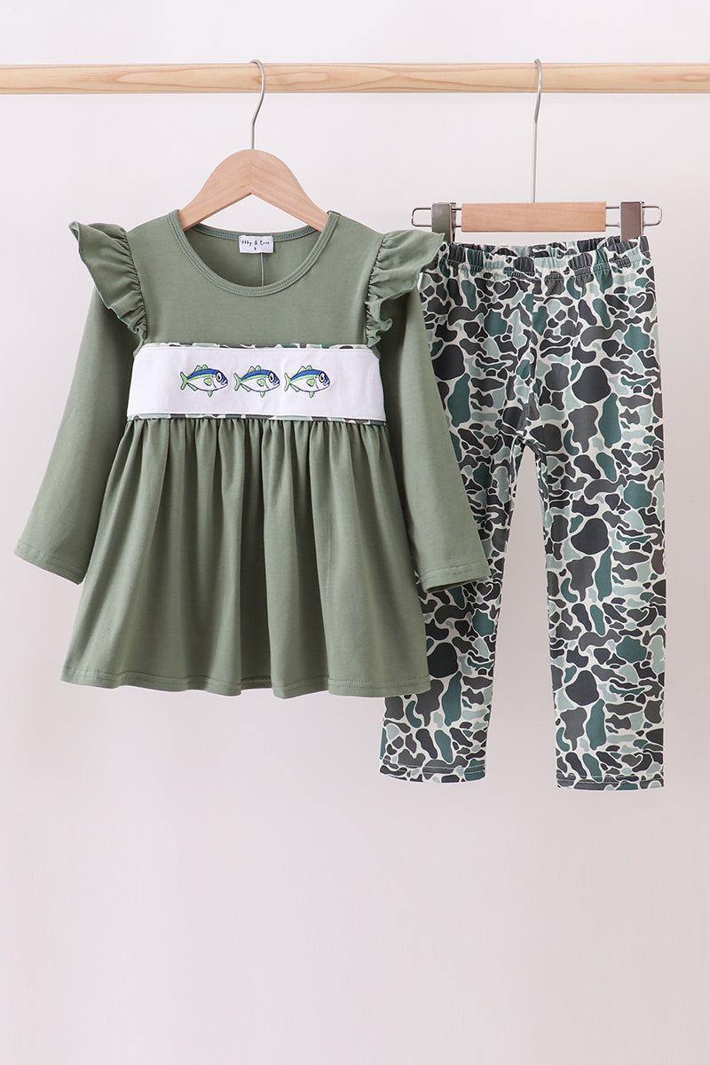 Camouflage Fish Embroidery Girl Ruffle Pants Set Honeydew