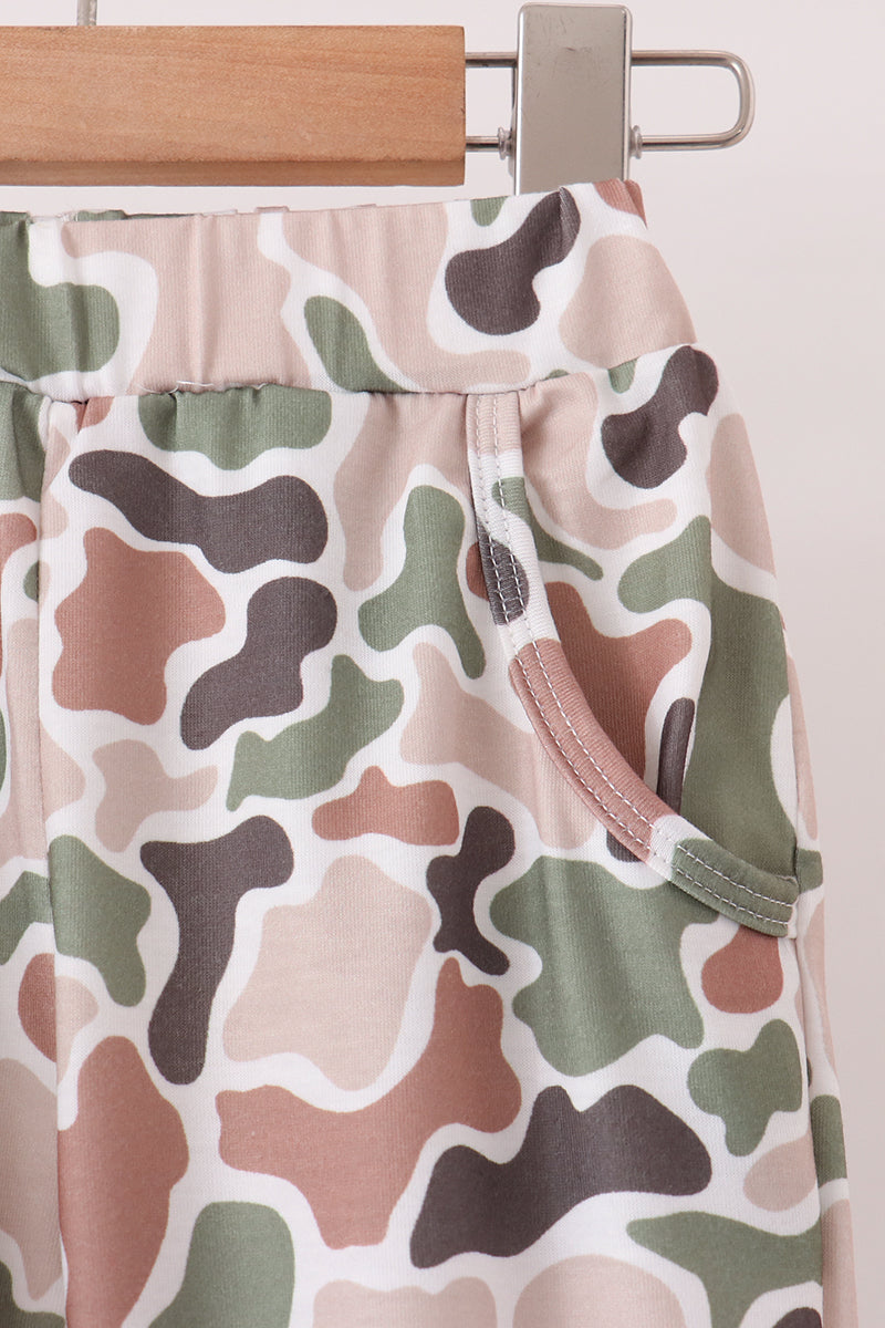 Tan Camo Deer Applique Boy Pants Set Honeydew
