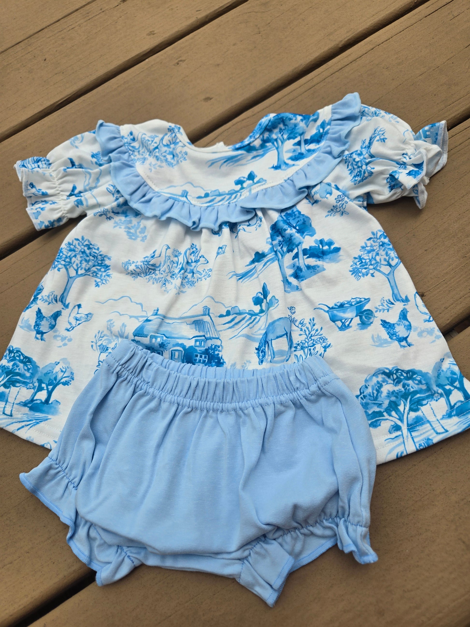 Blue Farm Print Girl Bloomer Set Honeydew