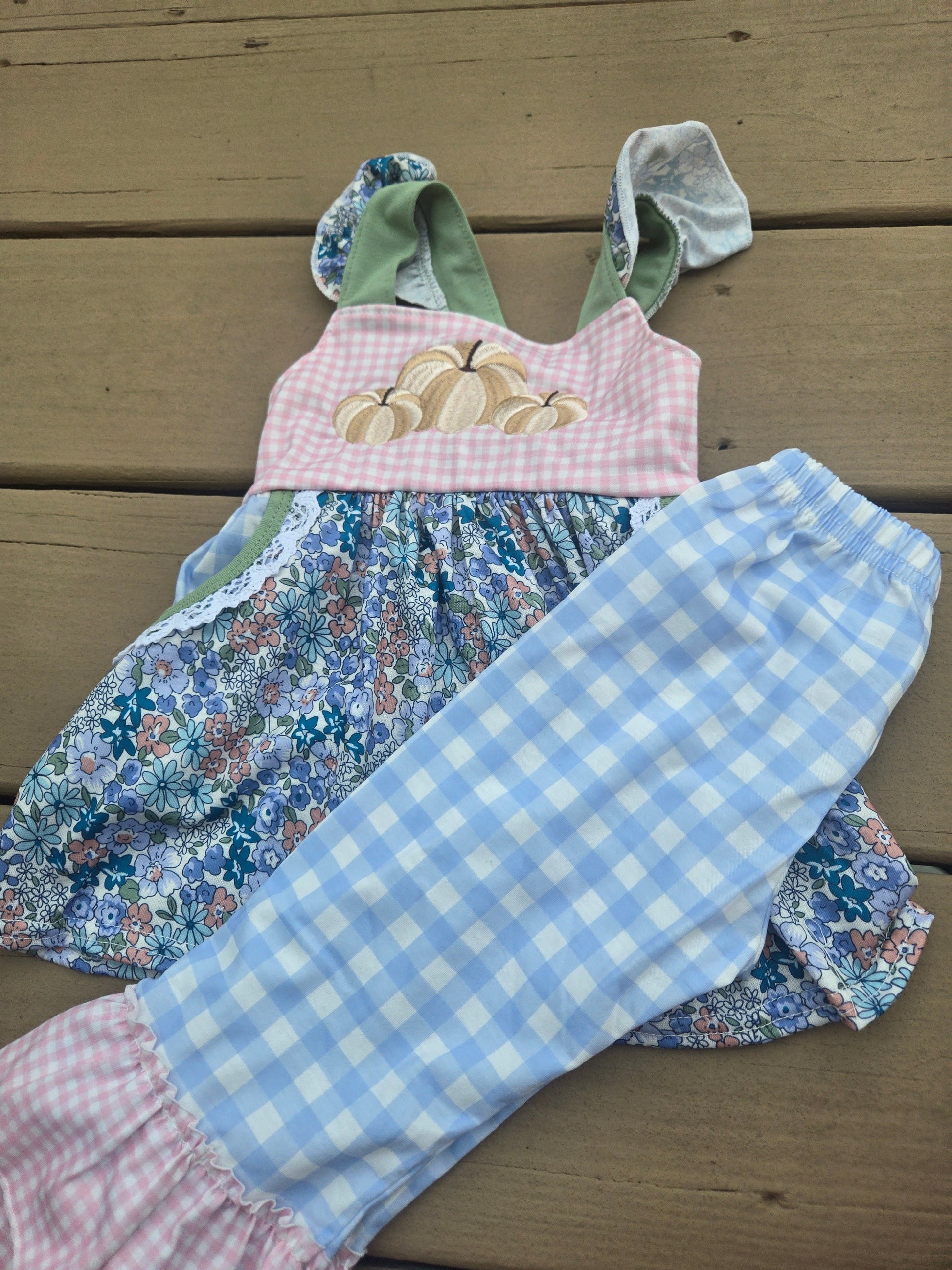 Blue Floral Patchwork Pumpkin Embroidery Ruffle Pants Honeydew