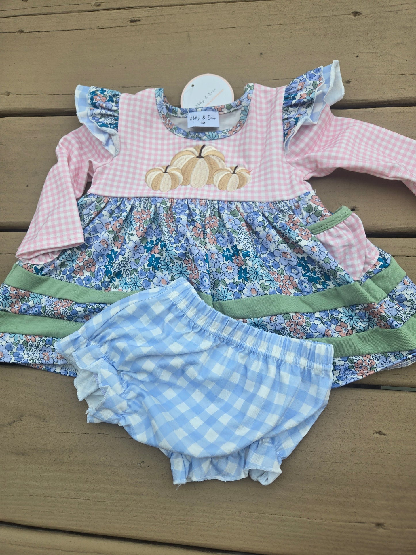 Blue Floral Patchwork Pumpkin Embroidery Bloomer Set Honeydew