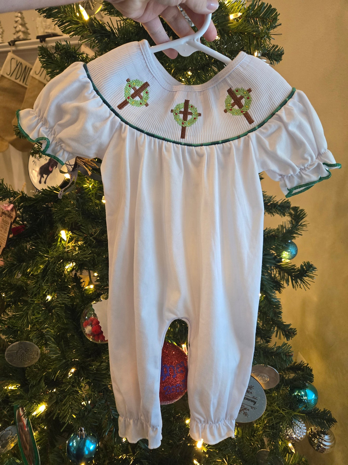 White Wreath Smocked Romper Honeydew