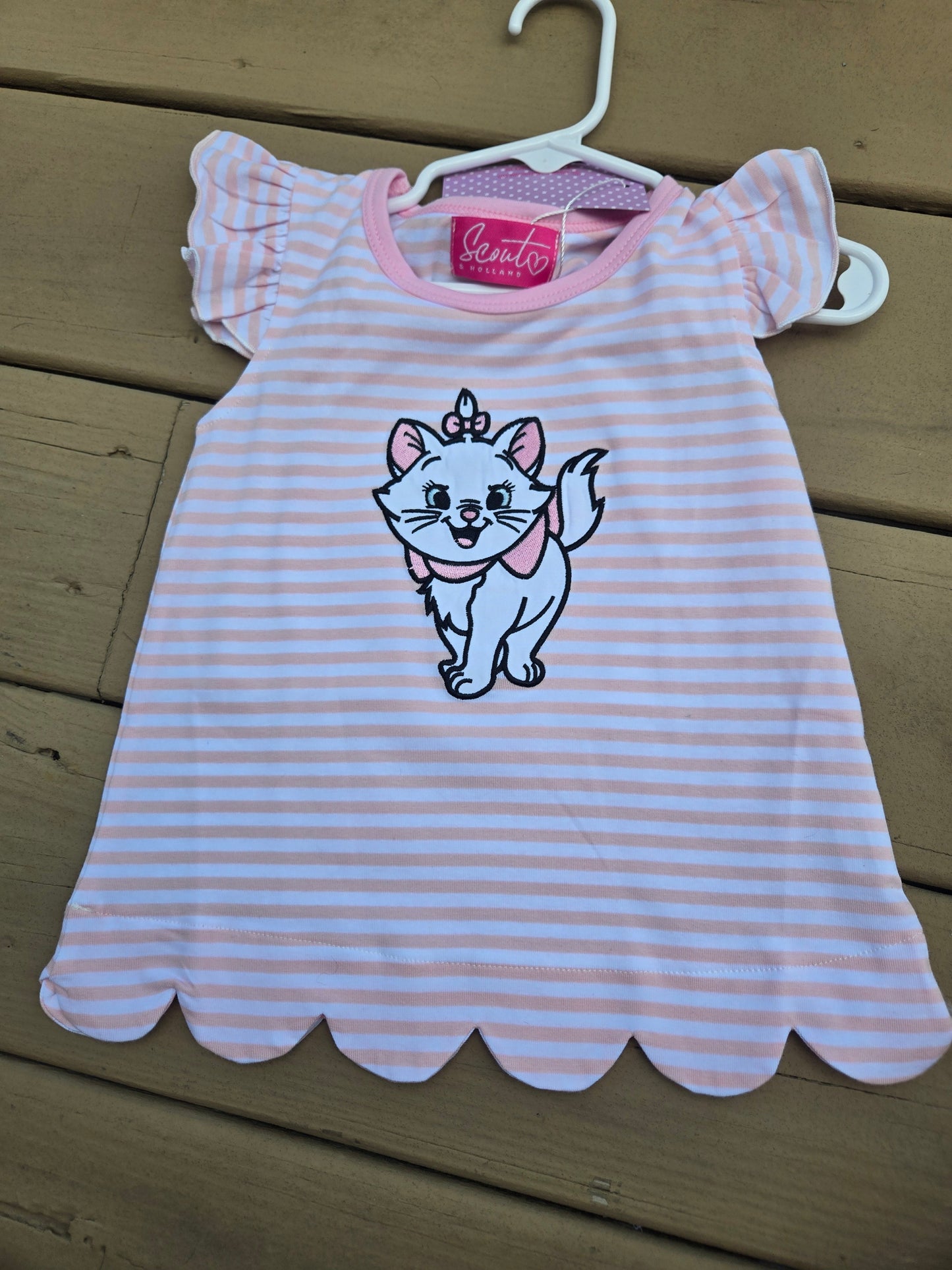 Pink Character 8 Girl Tunic Scout and Holland